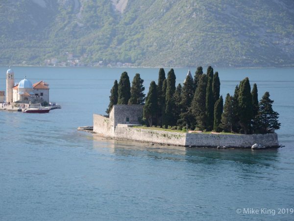 Understanding Luxury Cruise Discounts