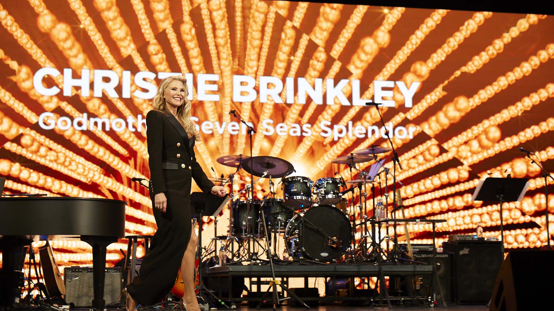 Regent Seven Seas Cruises New Luxury Ship –  Seven Seas Splendor Christened