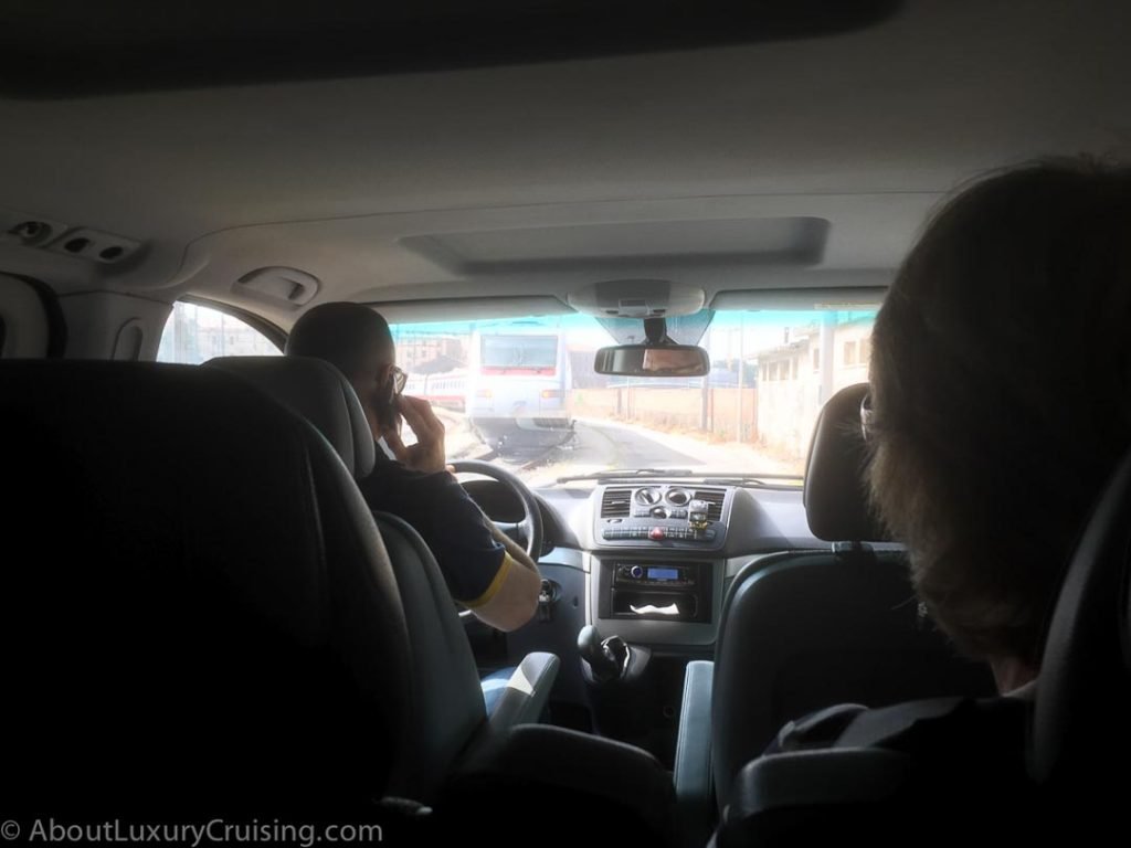 taxi direct to the train