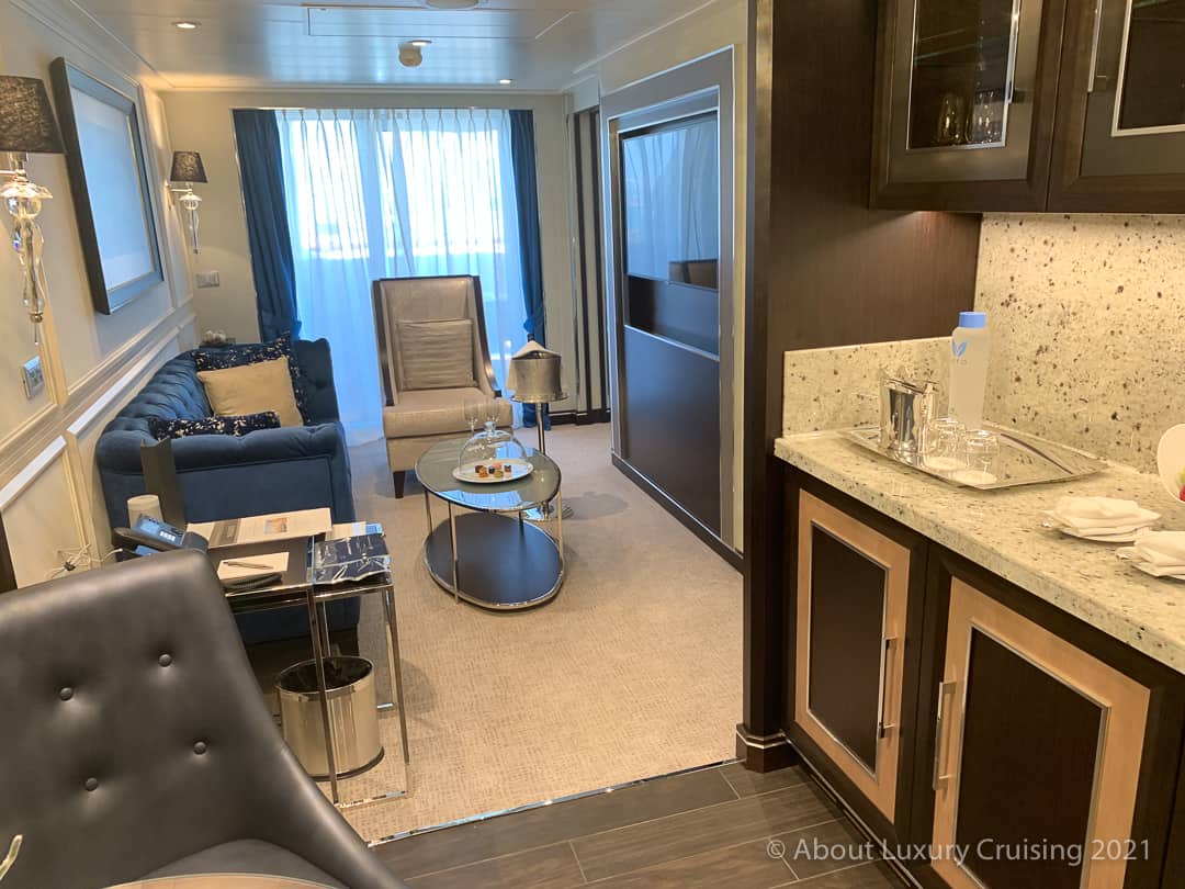 Lounge area Seven Seas Splendor Penthouse Suite