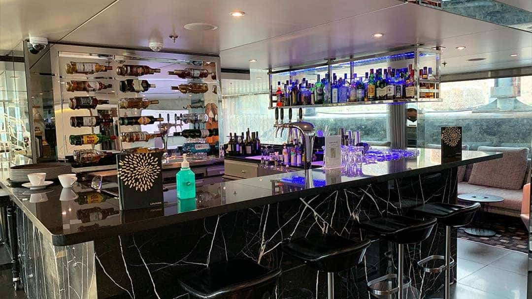 Silver Moon Ship Review