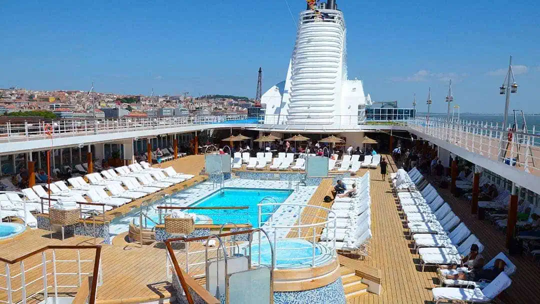 Regent Seven Seas Mariner Pool Deck