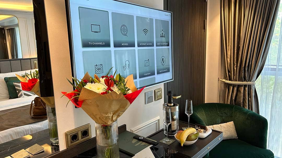 Riverside ravel Check In