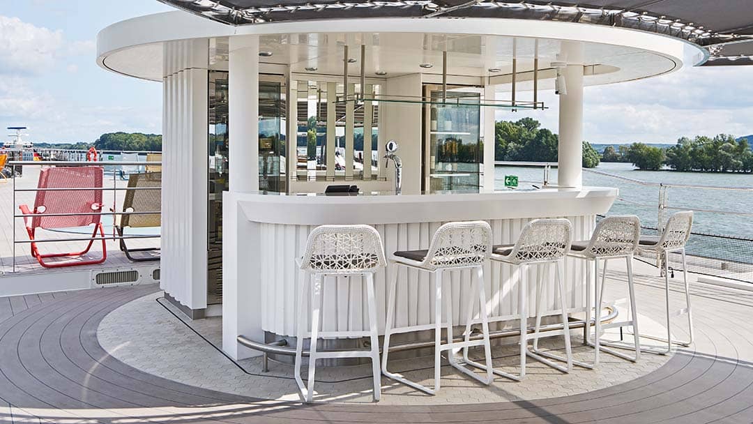 Pop Up bar Riverside ravel