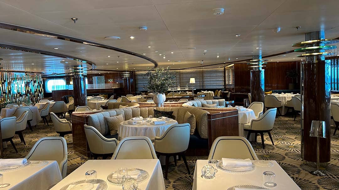 Seabourn Ovation Dining 3
